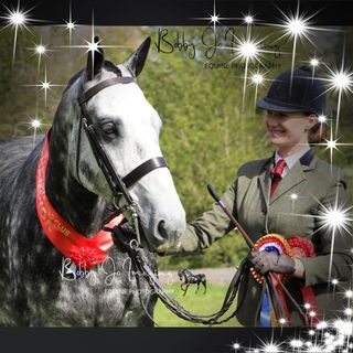 Stephanie Owen's avatar