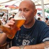 Lee Cartwright's avatar