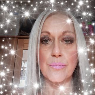 Amanda Louise Baker's avatar