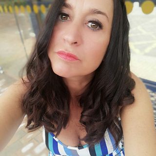 Stephanie Thomas's avatar