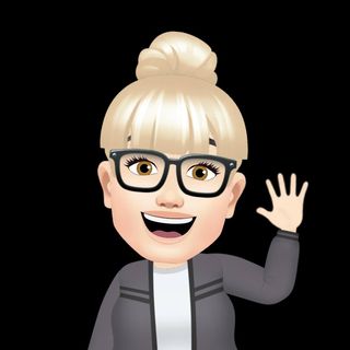 Lorraine Magee's avatar