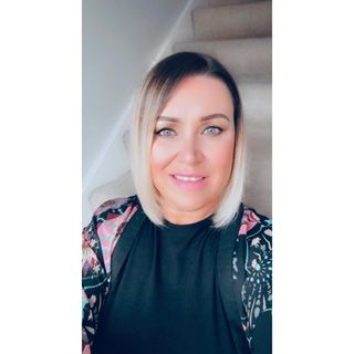 Charlene Hoy's avatar