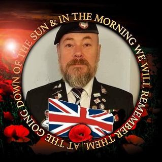 Lee Dove's avatar