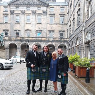 Elaine Muir's avatar