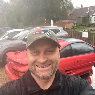 Lloyd Thompson's avatar