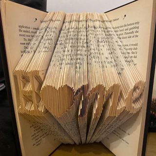 Kira Davies's avatar