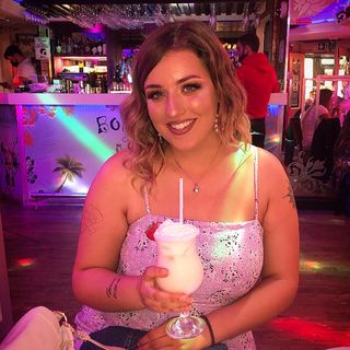 Caitlin Calgie's avatar