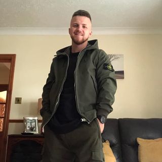 Josh Haywood's avatar