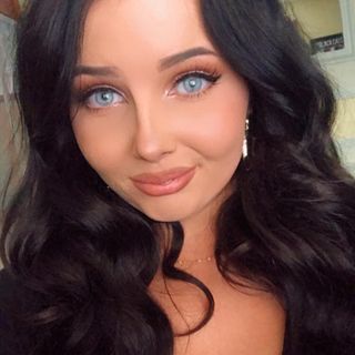 Sophie Hay's avatar
