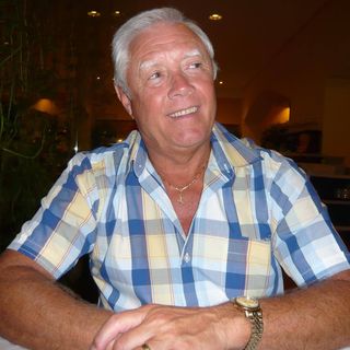 Russ Garbutt's avatar