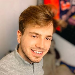 Daniel Bloomfield's avatar