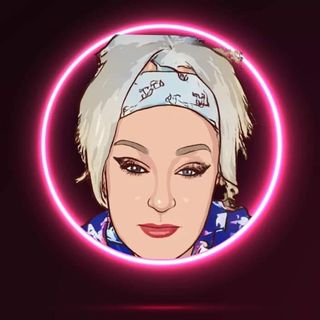 Rebecca Roberts's avatar