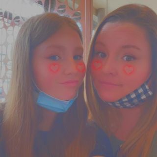 Charlotte Wright's avatar