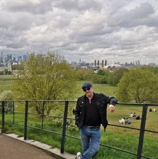 Andrew Turner's avatar