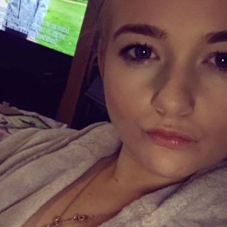 Ashleigh Mather's avatar