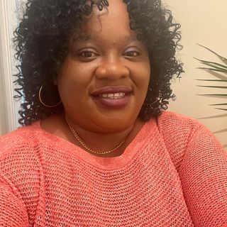 Crystal Lynch-Lovell's avatar