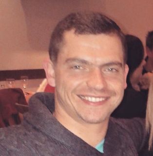 Charlie Lee's avatar