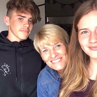 Janet Coates's avatar