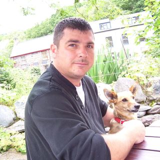 Pete Thompson's avatar