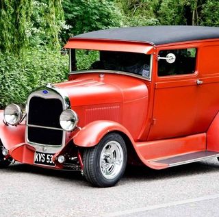 Graham Young's avatar