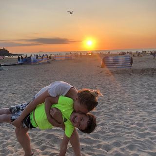 Sarah Strong's avatar