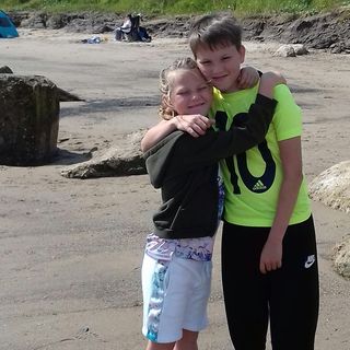 Christine Arnott's avatar