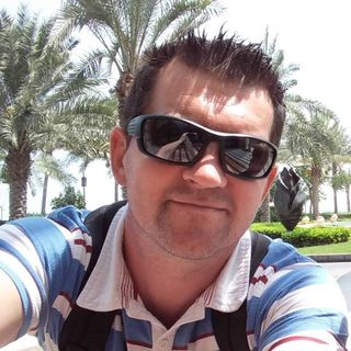 Rolee Qqcska's avatar