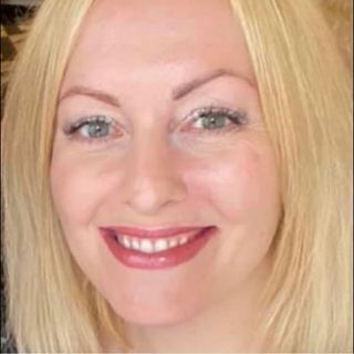 Melanie Robinson's avatar