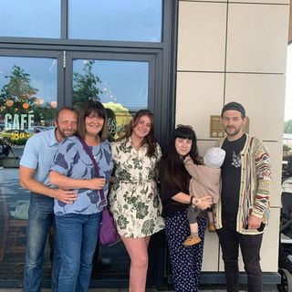 Helen Hadley's avatar