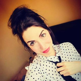 Lora Murphy's avatar