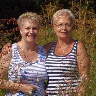 Pauline Cole's avatar