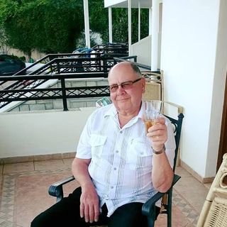 Mike Francis's avatar