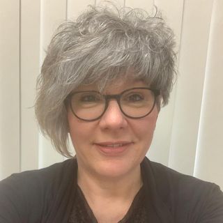 Sara Hooper's avatar