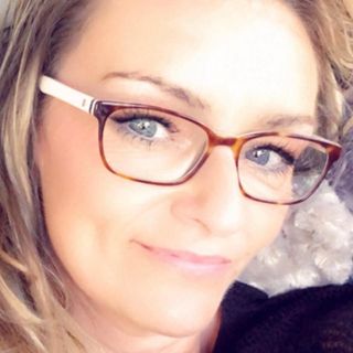 Lisa Golding's avatar