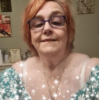 Kim Waldron's avatar