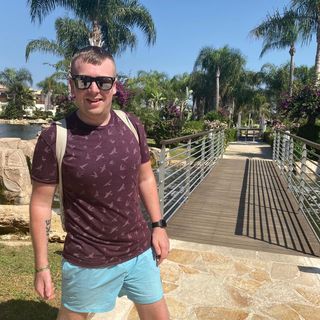 Luke Butler's avatar