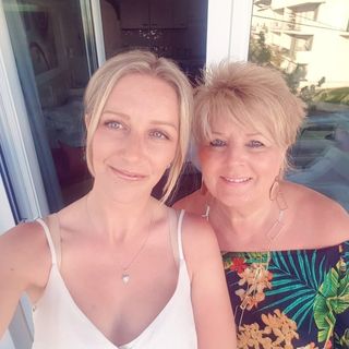 Yvonne Benton's avatar