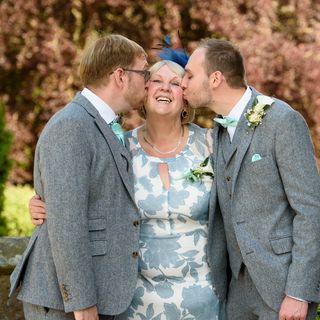 Elaine Dods's avatar