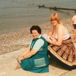 Dee Brereton's avatar