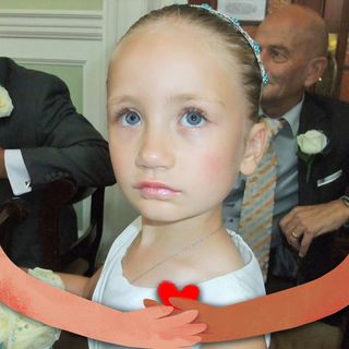 Julie Caws's avatar