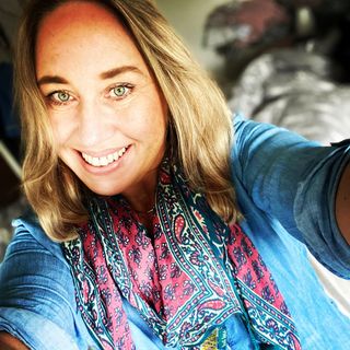 Evelyn Joyce's avatar