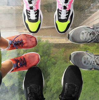 Ian Thomson's avatar