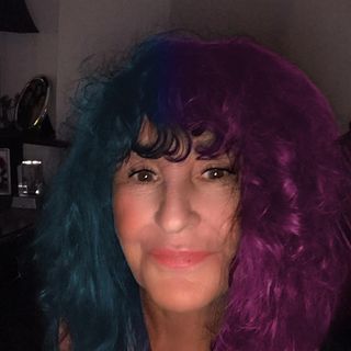 Katie Howell's avatar