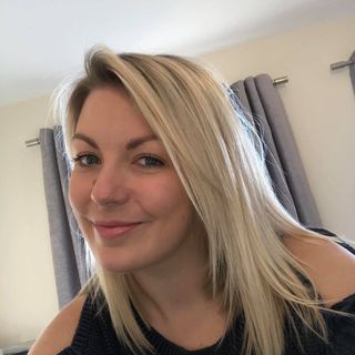 Katie Diana's avatar