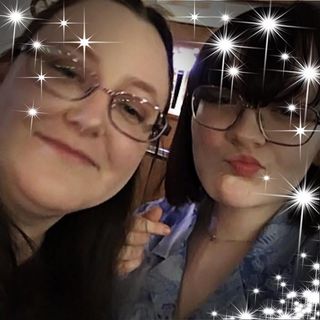 Kirstie Love's avatar