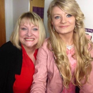 Karen Oliver's avatar