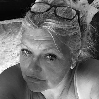 Katy Baker Knibb's avatar