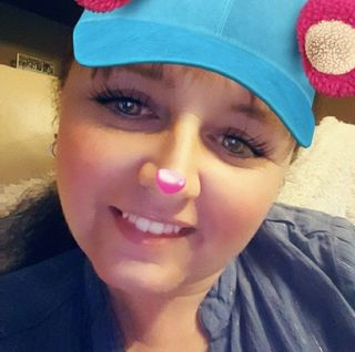 Julie Randle's avatar