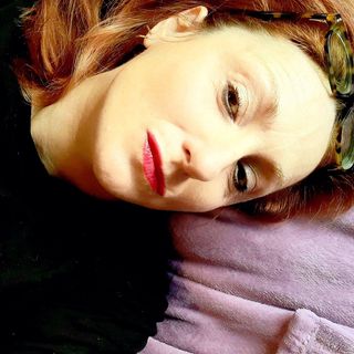 Elaine Allen's avatar