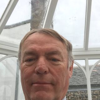 Martin Hughes's avatar